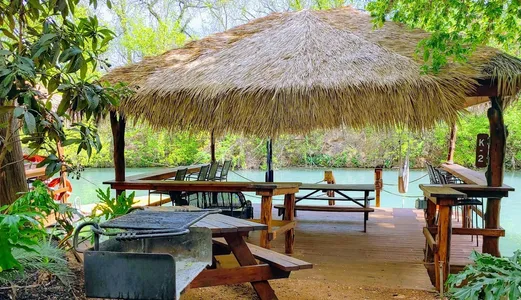 Key Cabanas at Son's Island