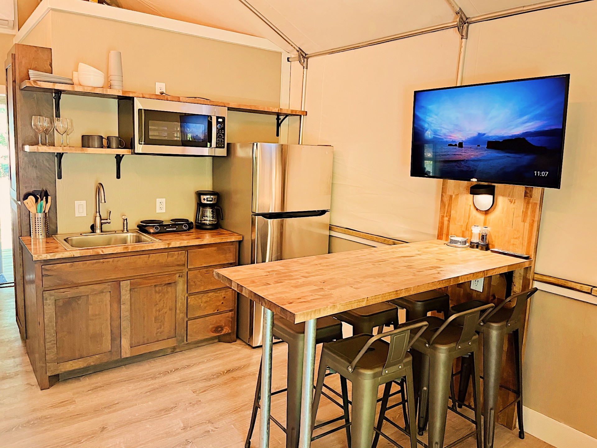 Son's Geronimo kitchen with dining area